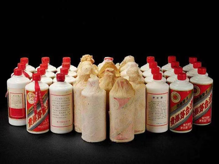 大洼日照岚山回收酒价格哪里回收(附近上门回收茅台酒）?
